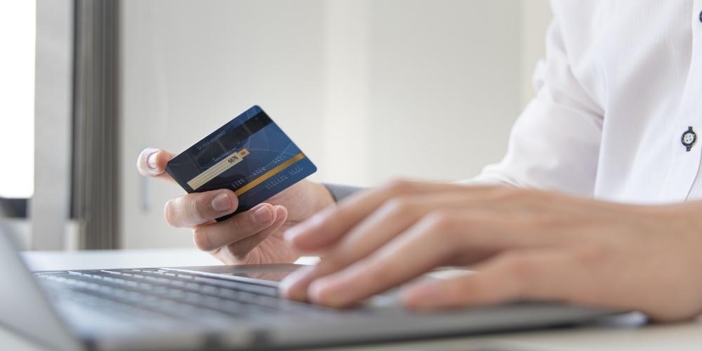 Person purchasing lighting