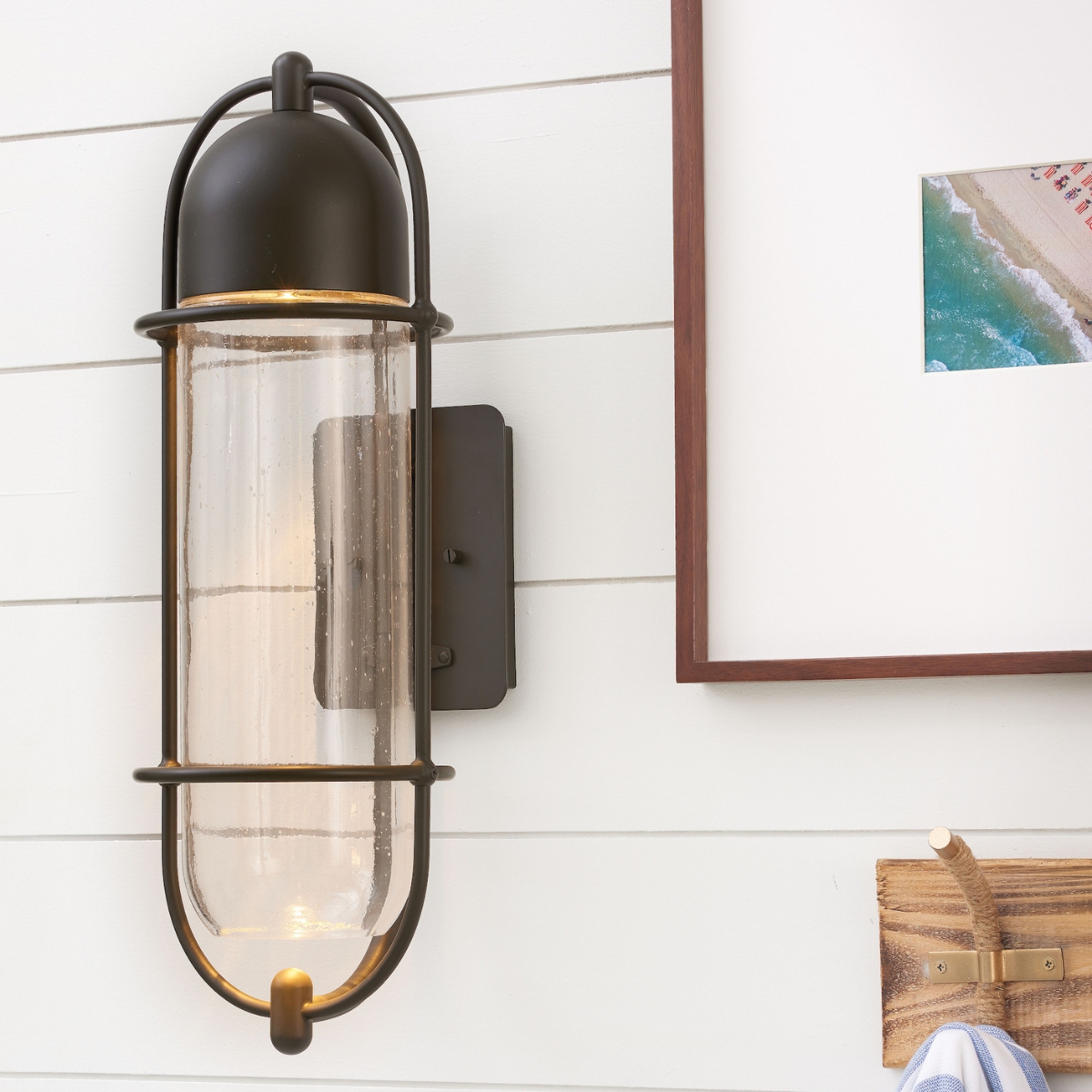 wall sconce